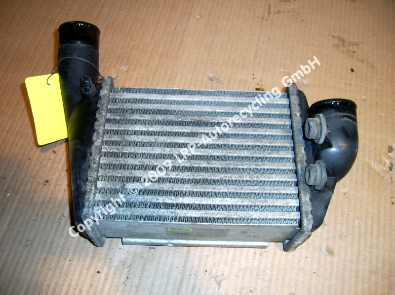 Audi A4 S4 8D original Ladeluftkühler rechts 078145806D 100307852 VALEO 1997